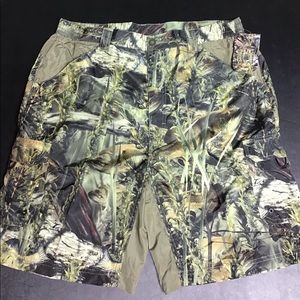Fishouflange shorts NWT anglers